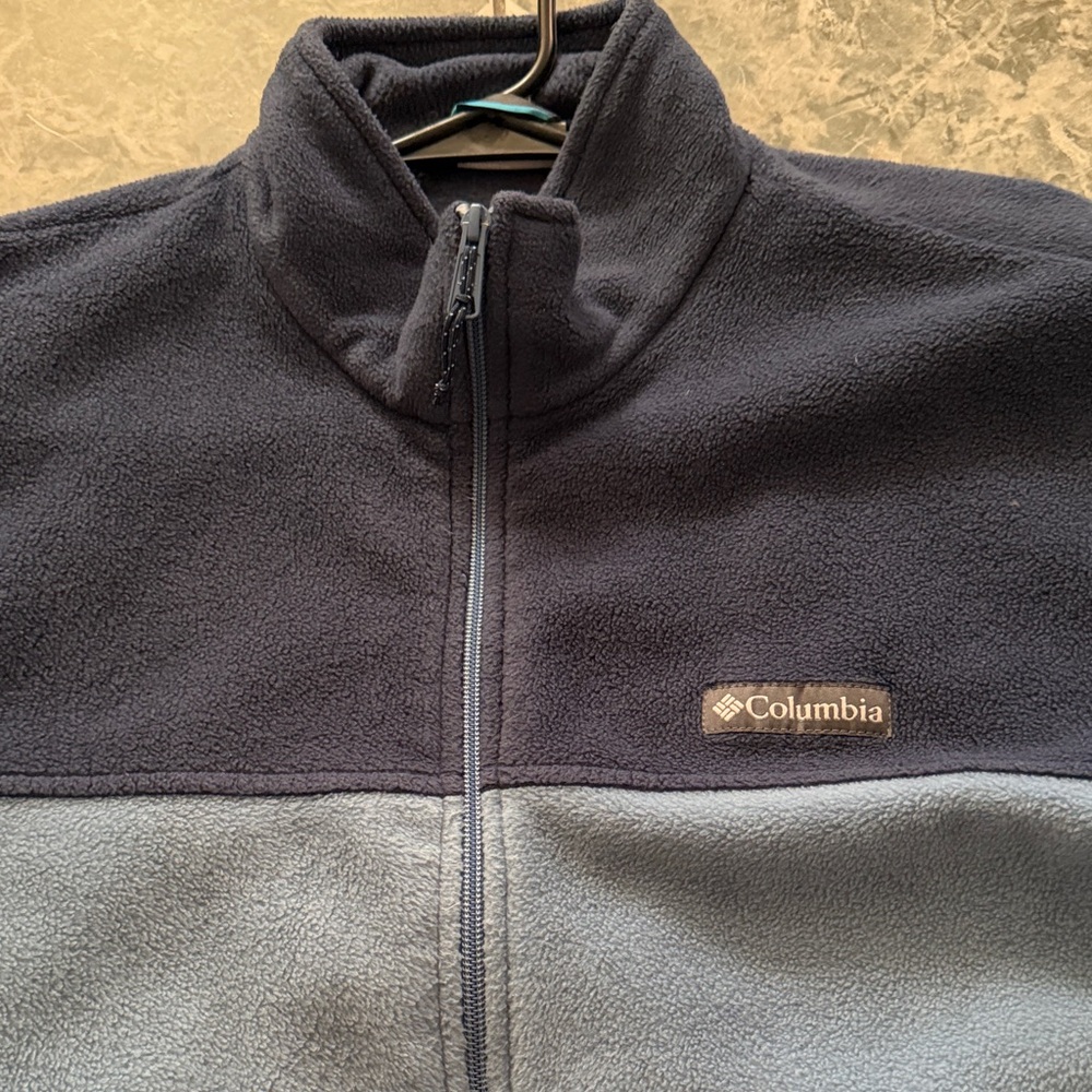 Columbia Navy and Light Blue Two-Tone Fleece Jacket - Picture 2 of 5